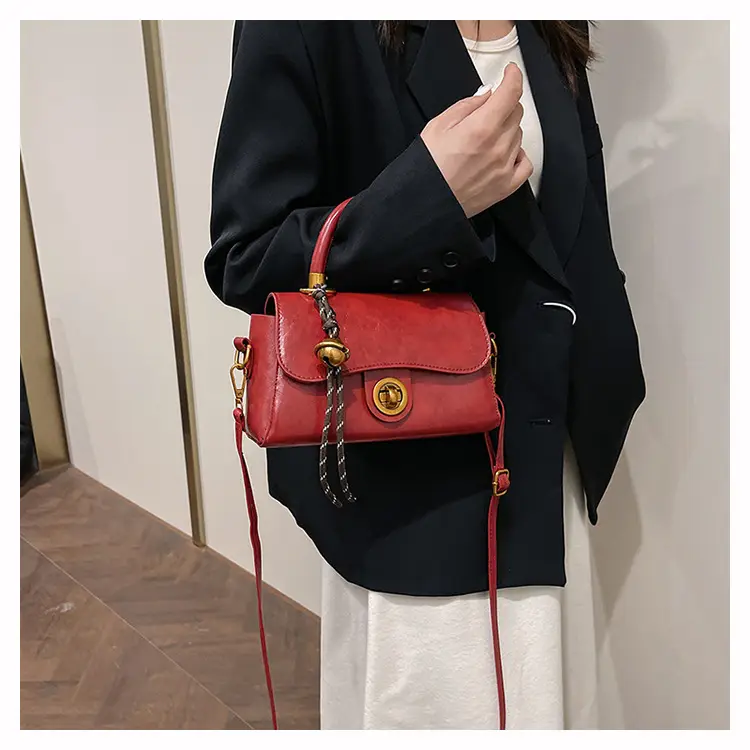 Brown Leather Shoulder Crossbody Bag for Women 2024 — feature 13