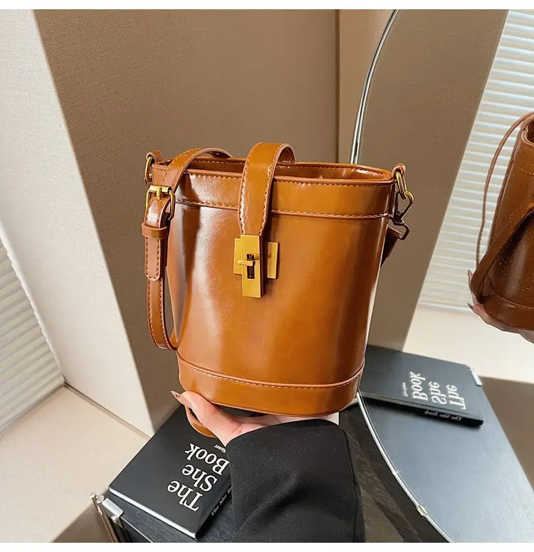 Black Leather Shoulder Bag with Gold Hardware — feature 18
