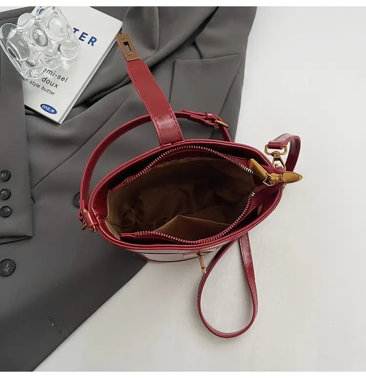 Black Leather Shoulder Bag with Gold Hardware — feature 7