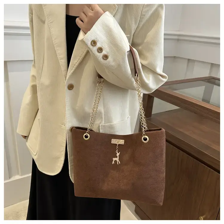 Vintage Chain Shoulder Bag Women 2024 Winter New Style — feature 25