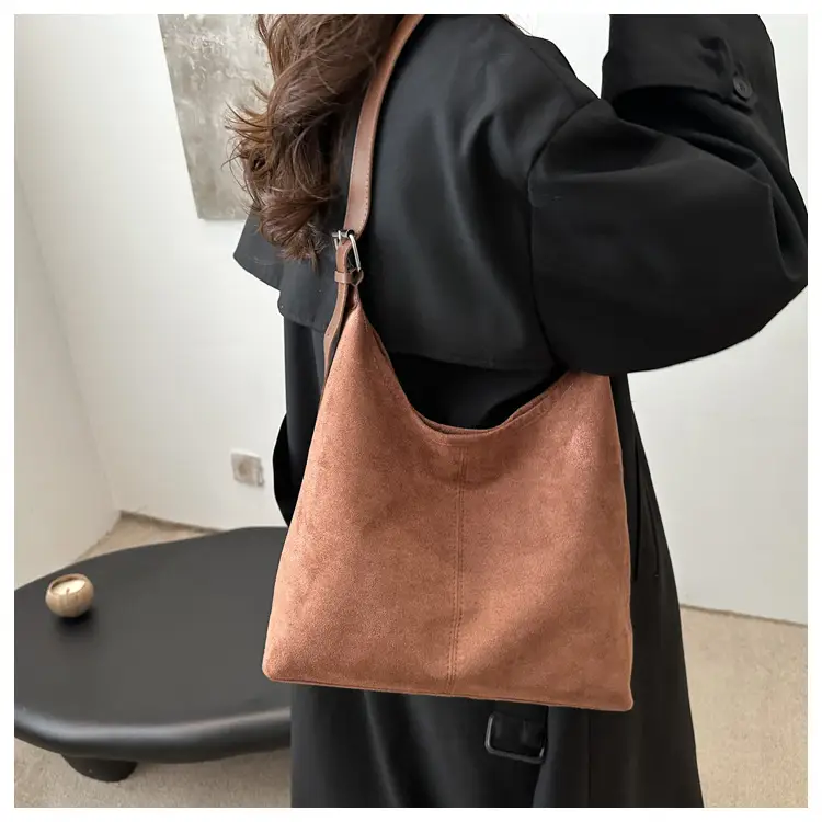 Women's Deerskin Fleece Shoulder Bag Brown Large Capacity — feature 10