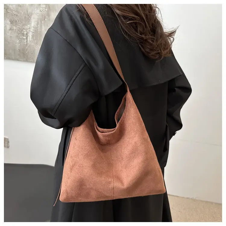 Women's Deerskin Fleece Shoulder Bag Brown Large Capacity — feature 11