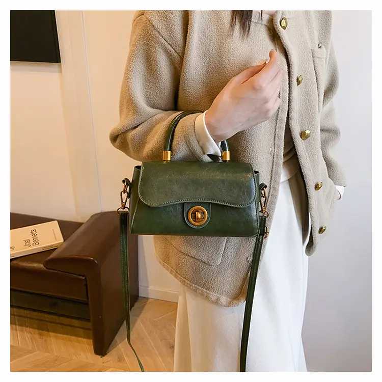 Black Leather Crossbody Bag for Women 2024 Winter — feature 17