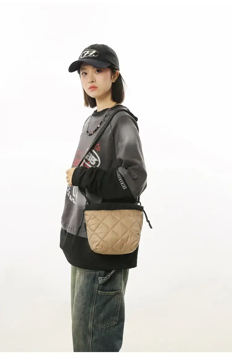 Diamond Patterned Women's Crossbody Bag Brown Black — feature 25