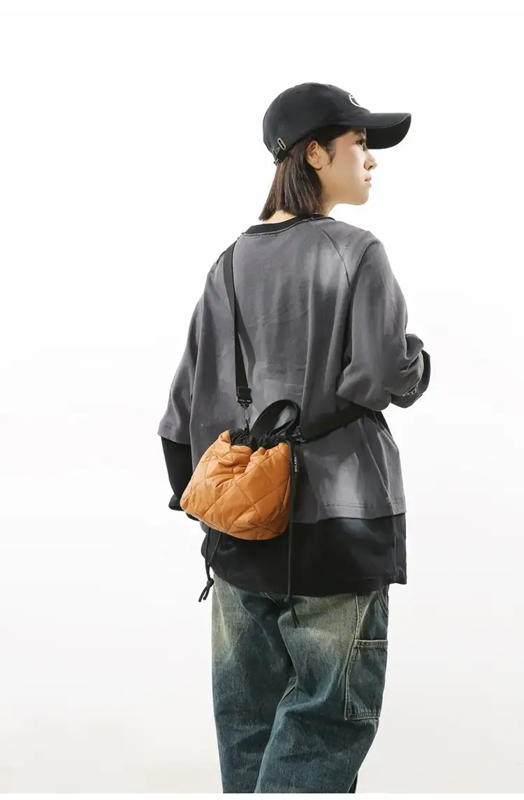 Diamond Patterned Women's Crossbody Bag Brown Black — feature 32