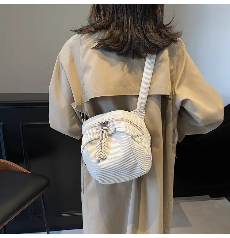 Women's 2024 Winter Casual Shell Bag Solid Color — feature 17