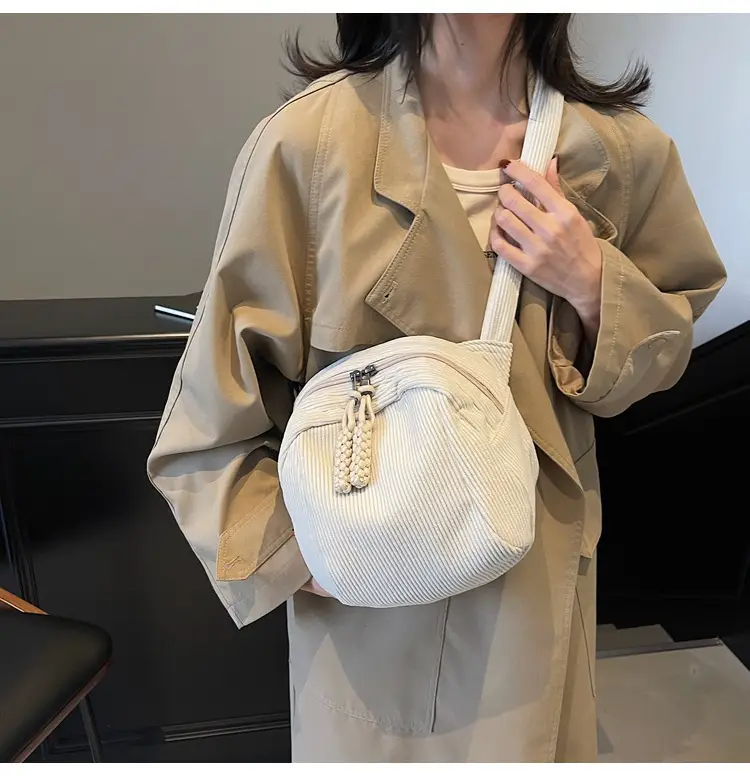 Women's 2024 Winter Casual Shell Bag Solid Color — feature 19