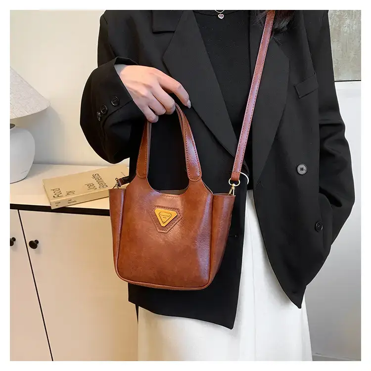 Retro Brown Crossbody Bag for Women 2026 — feature 19