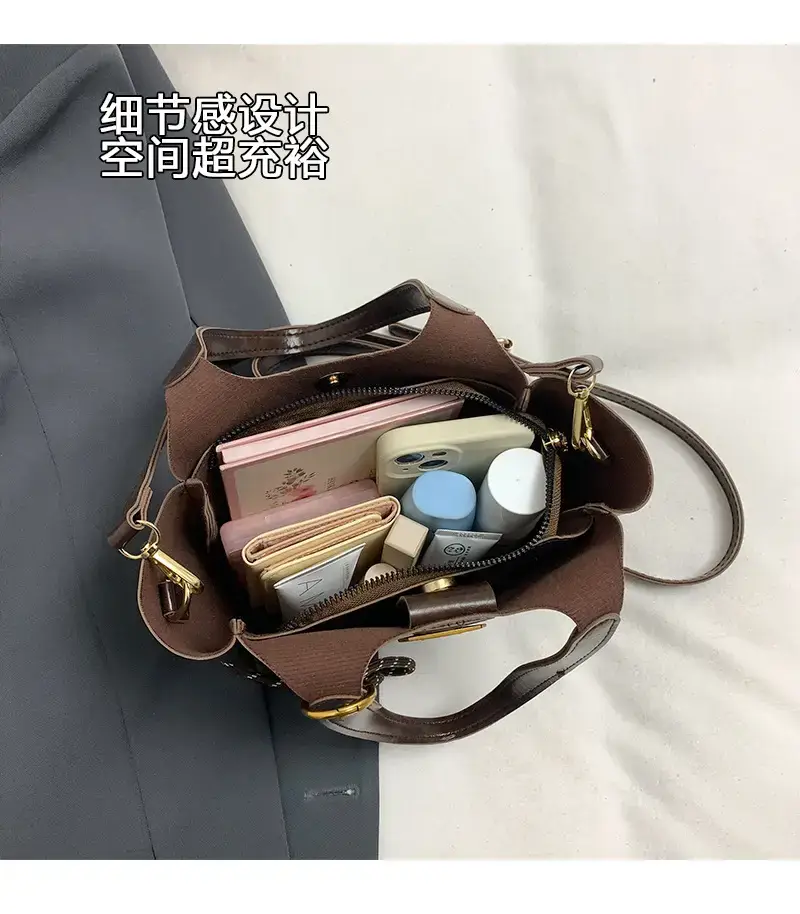 Retro Brown Crossbody Bag for Women 2026 — feature 6