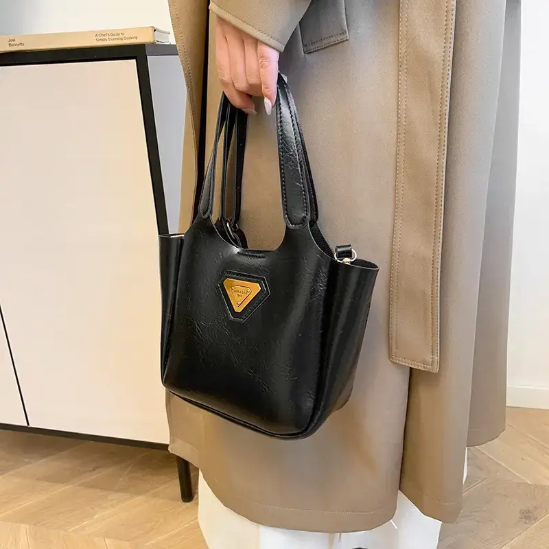 Retro Brown Crossbody Bag for Women 2026 - Image 6