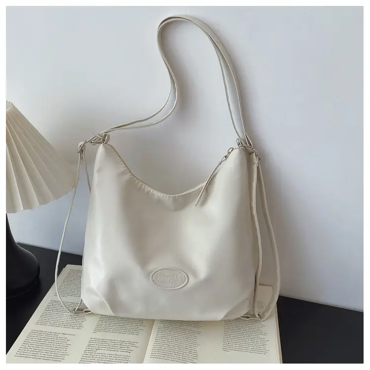 Women's Korean Style Chain Underarm Tote Bag 2024 - Image 2