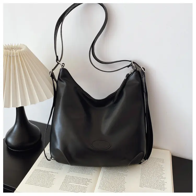 Women's Korean Style Chain Underarm Tote Bag 2024 - Image 5