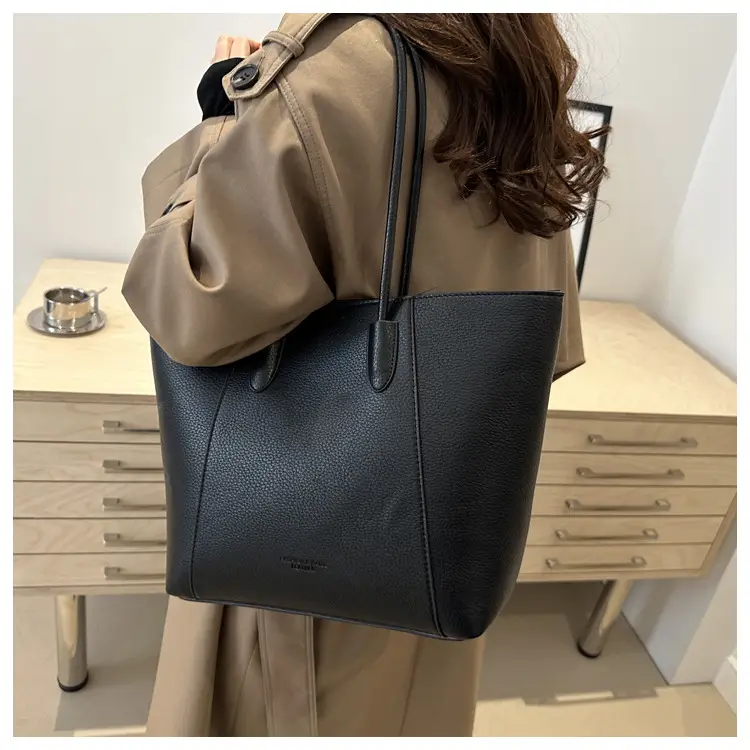 Black Leather Tote Bag for Women 2024 Autumn Winter — feature 14