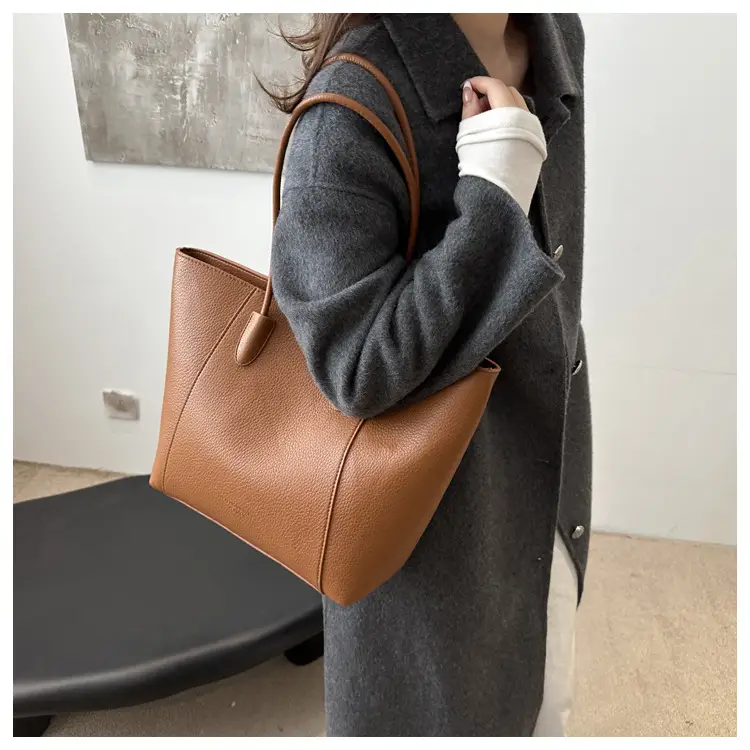 Black Leather Tote Bag for Women 2024 Autumn Winter — feature 8