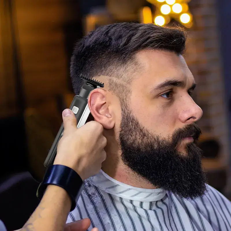 USB Rechargeable Electric Hair Clipper with Gradient Carving & 7200 RPM - Image 4