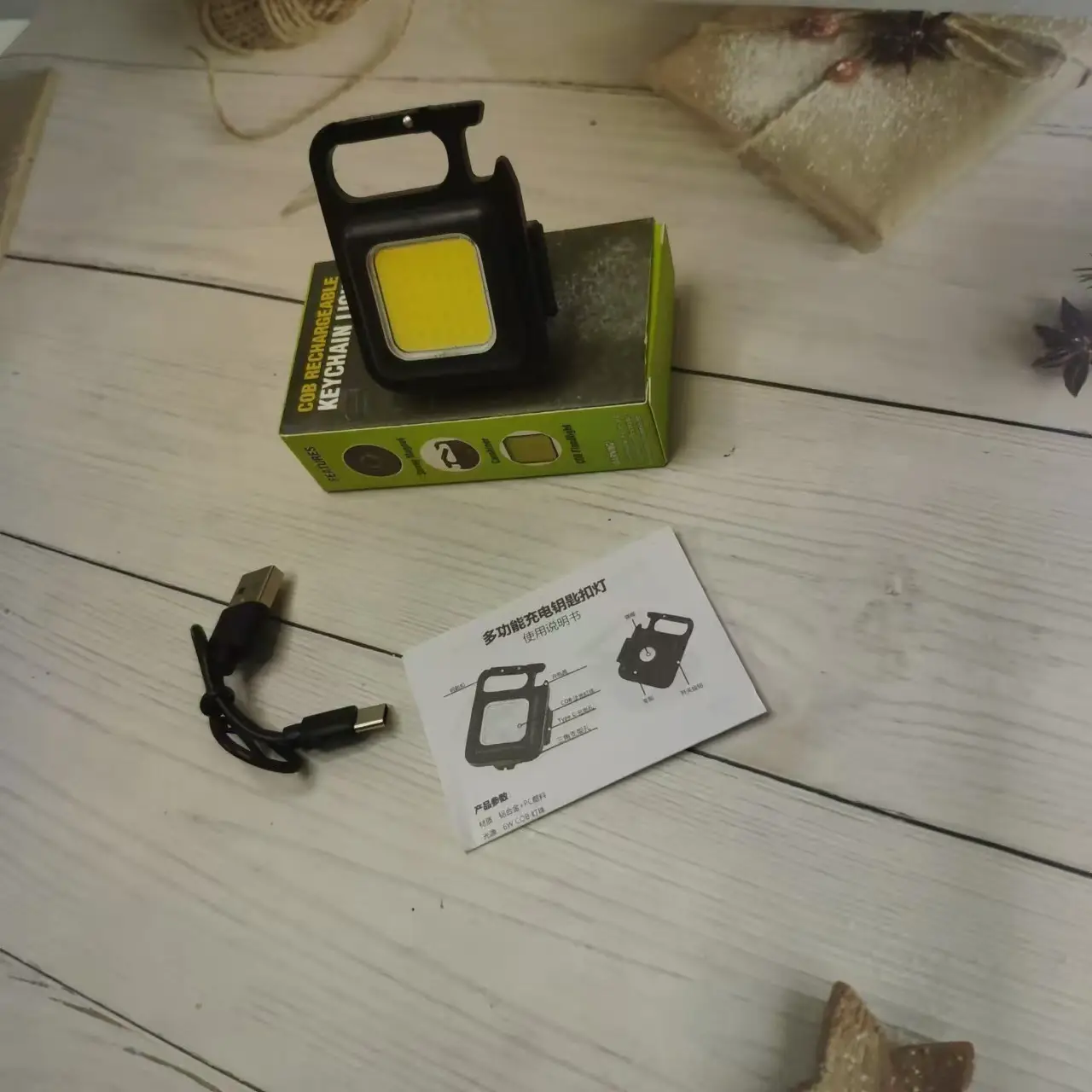 USB Mini Night Light Outdoor LED Emergency Camping Light — feature 2