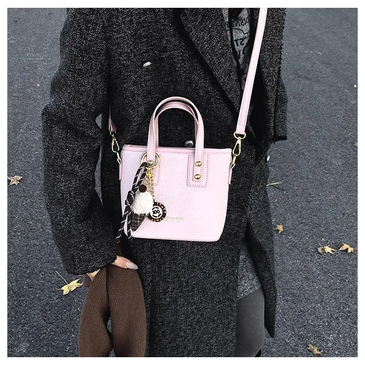 2025 Women's Square Plush Pendants Crossbody Bag — feature 22