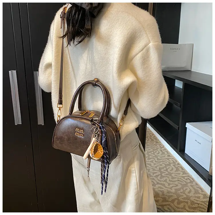 Women's Retro Shoulder Crossbody Bag Brown 2024 — feature 15