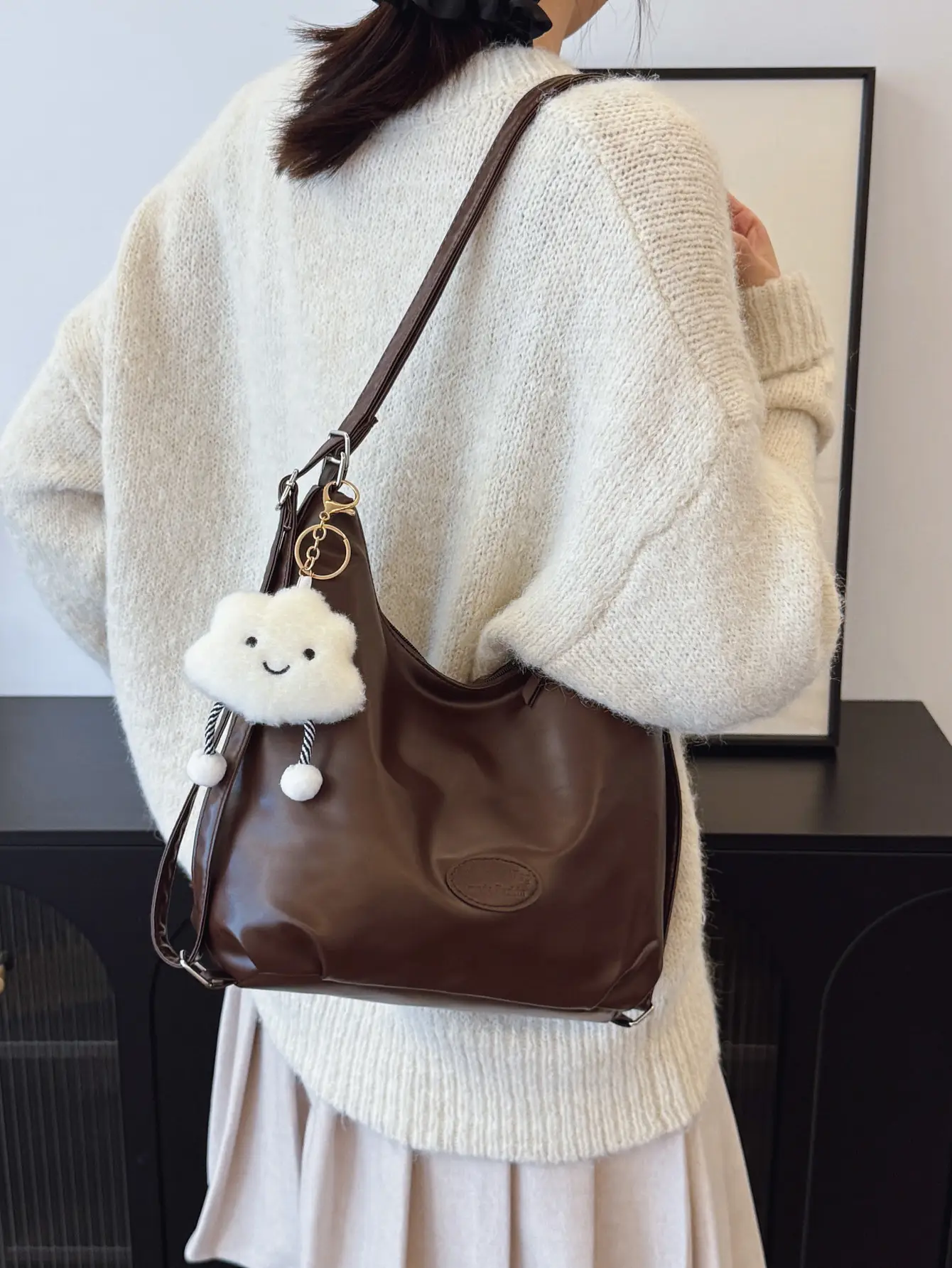 Japanese Style Tan Shoulder Bag with Adjustable Strap — feature 24