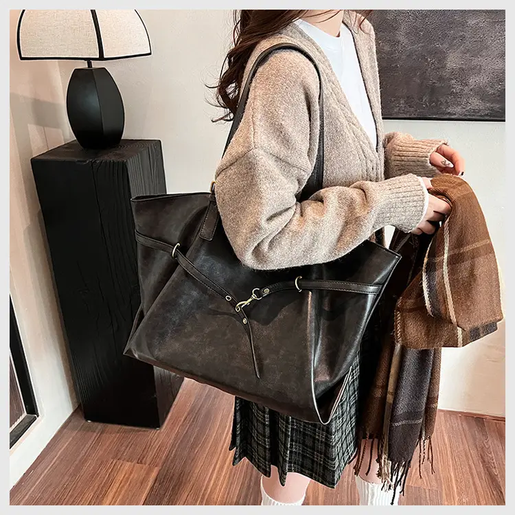 Black Leather Tote Bag for Women Autumn Winter 2025 - Image 5