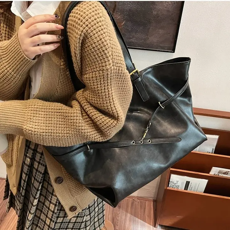 Black Leather Tote Bag for Women Autumn Winter 2025 - Image 7