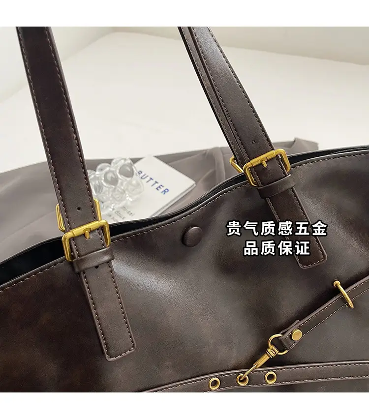 Black Leather Tote Bag for Women Autumn Winter 2025 — feature 5