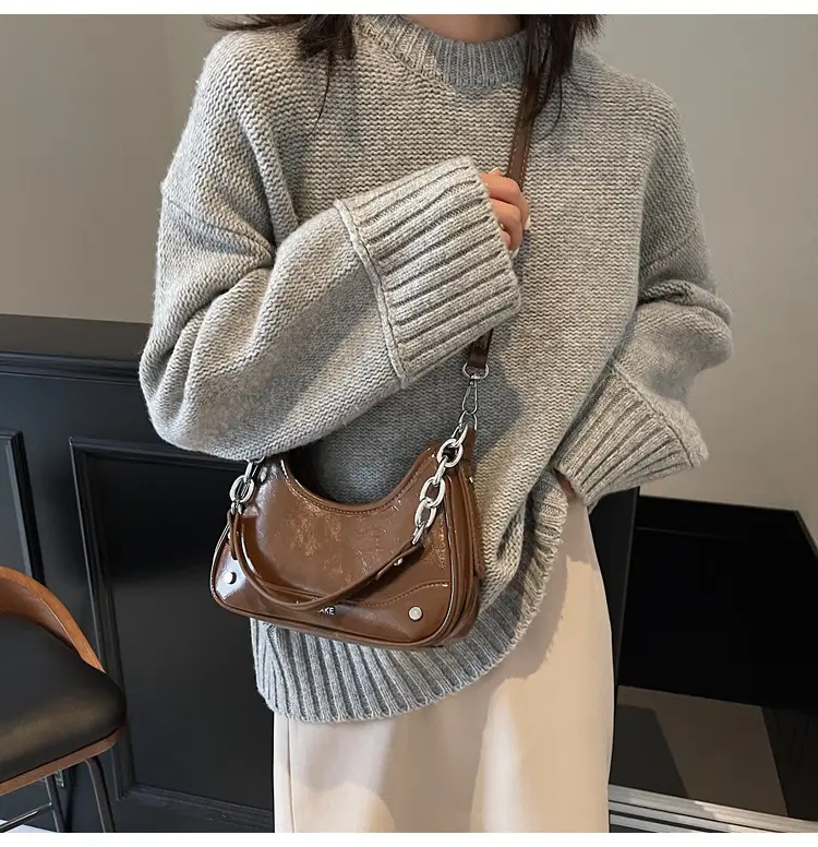 Black Chain Crossbody Bag for Women 2026 — feature 17