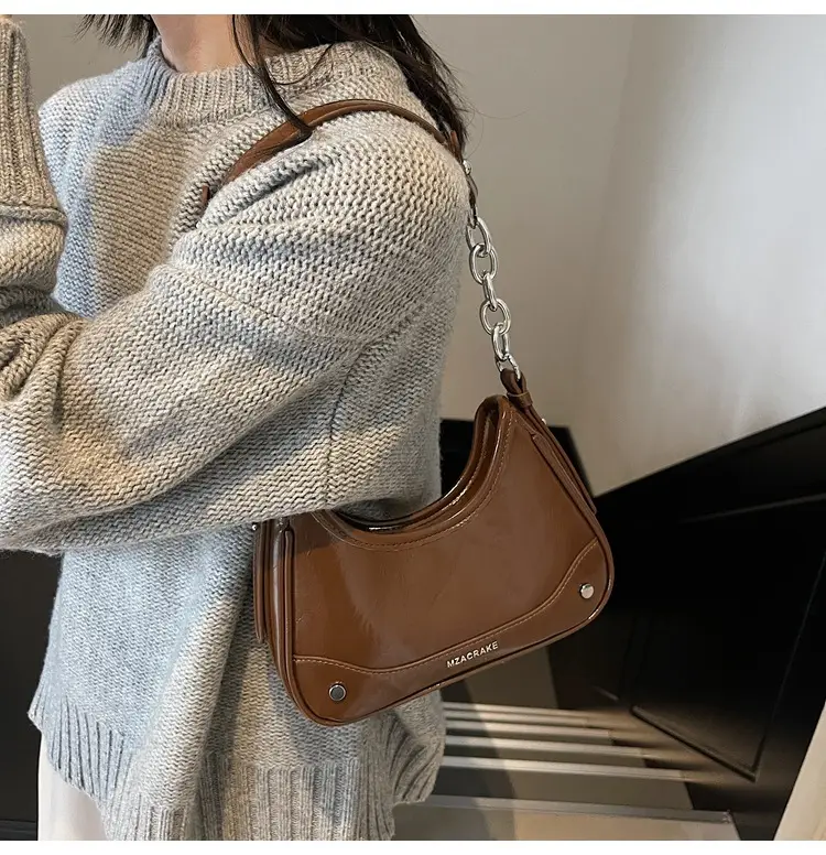 Black Chain Crossbody Bag for Women 2026 — feature 19