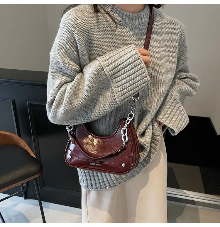 Black Chain Crossbody Bag for Women 2026 — feature 21