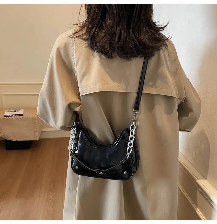 Black Chain Crossbody Bag for Women 2026 — feature 28