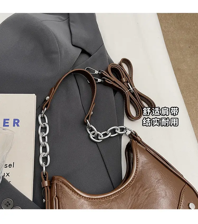Black Chain Crossbody Bag for Women 2026 — feature 6