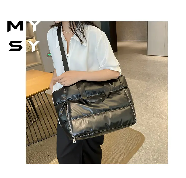 Silver Crossbody Bag for Women Travel Handbag — feature 7