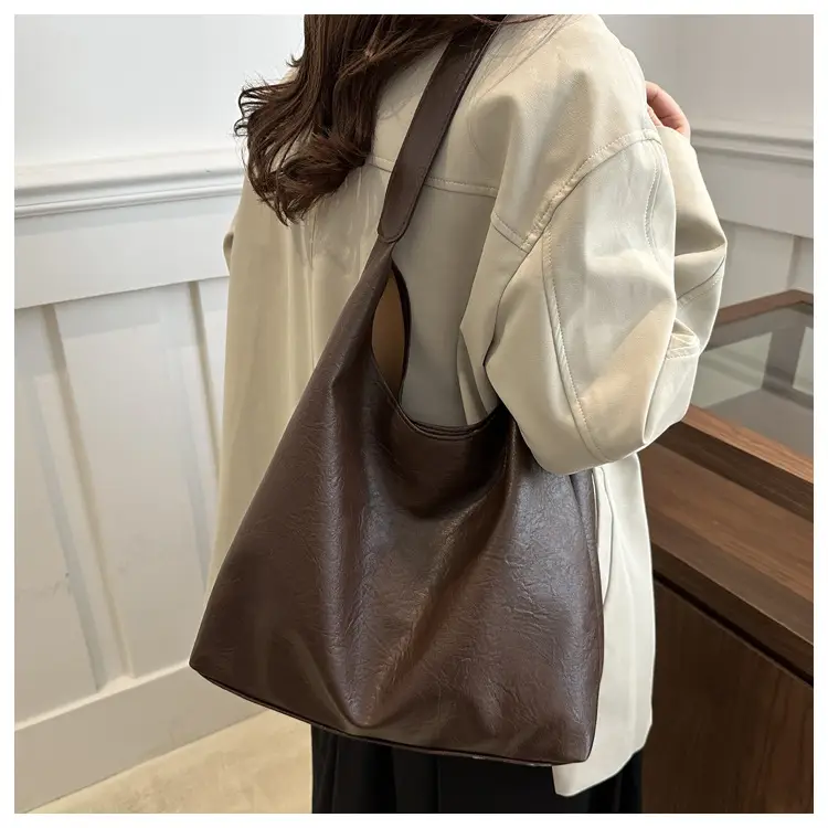 Brown Oily Leather Large Tote Bag — feature 19