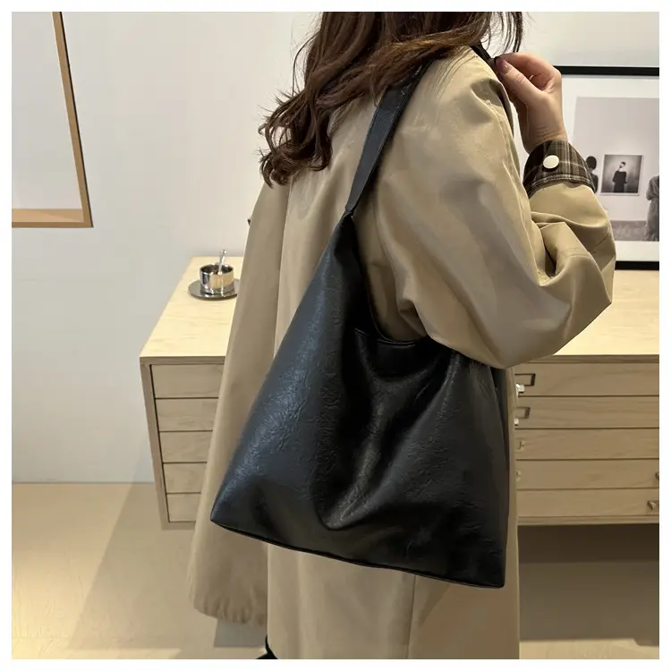 Brown Oily Leather Large Tote Bag — feature 23