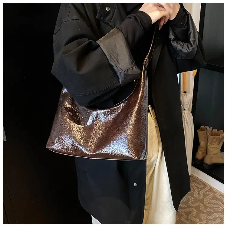 Brown Leather Crossbody Bag for Women 2026 — feature 12