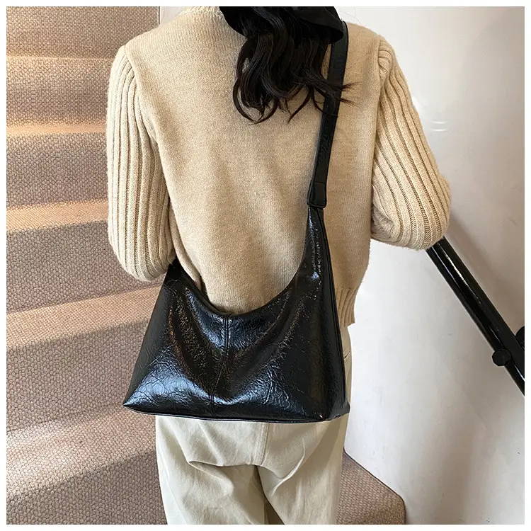 Brown Leather Crossbody Bag for Women 2026 — feature 24