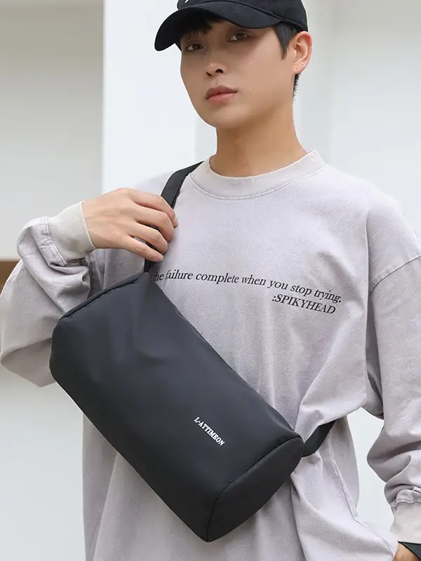 Men's Black Crossbody Travel Bag Lightweight Lightweight Travel Bag - Image 2