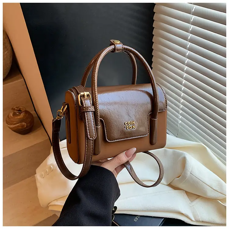 Women's Black Square Shoulder Messenger Bag 2024 — feature 23