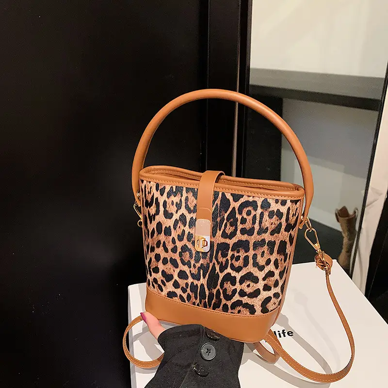 Vintage Leopard Print Crossbody Bag 2024 Winter - Image 7