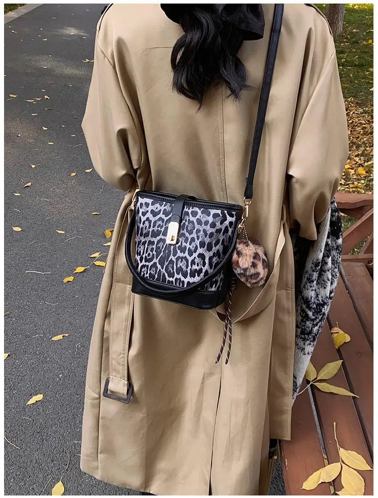 Vintage Leopard Print Crossbody Bag 2024 Winter — feature 14