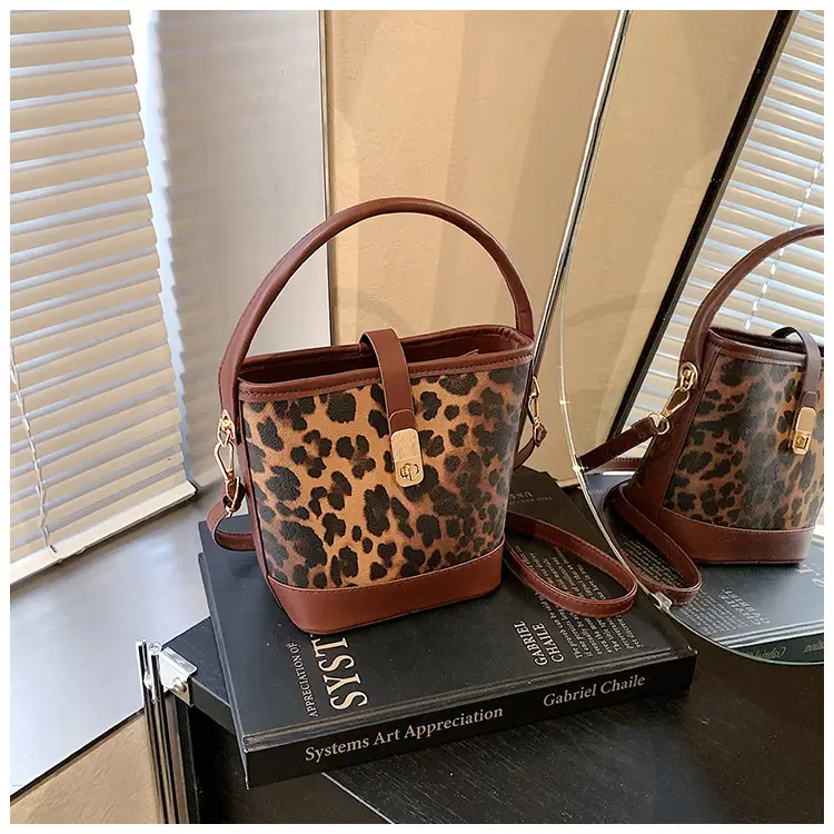 Vintage Leopard Print Crossbody Bag 2024 Winter — feature 24