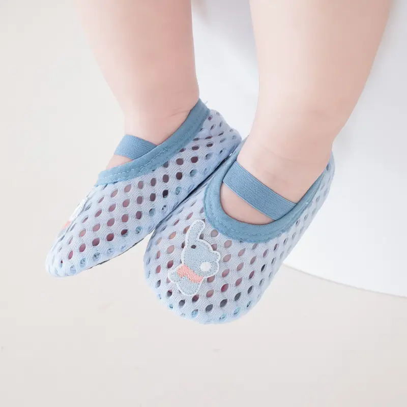 Baby Cat Design Non-Slip Indoor Shoes Grey