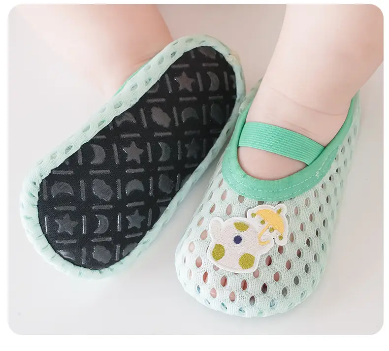 Baby Cat Design Non-Slip Indoor Shoes Grey — feature 7