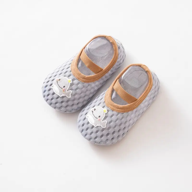 Baby Cat Design Non-Slip Indoor Shoes Grey