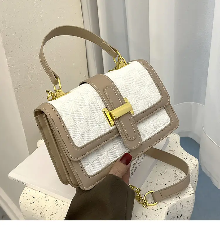 2023 Women's Crossbody Shoulder Bag Beige White Gold Clasp — feature 17