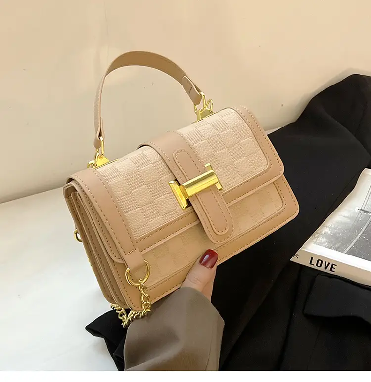 2023 Women's Crossbody Shoulder Bag Beige White Gold Clasp — feature 19