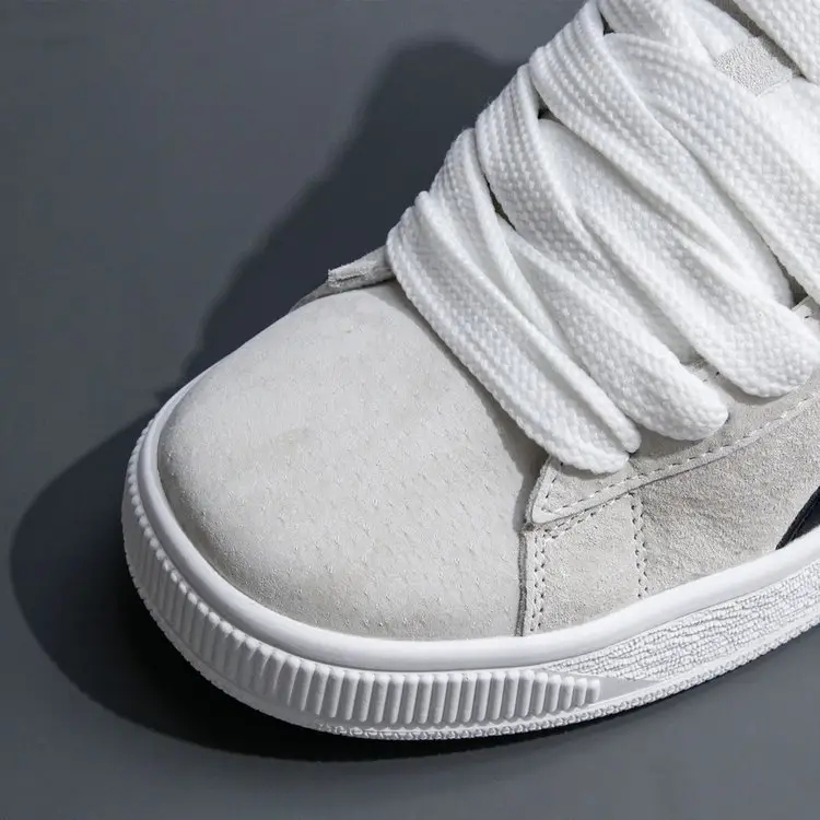 Men Women Retro Low Top Sneakers White Black — feature 11