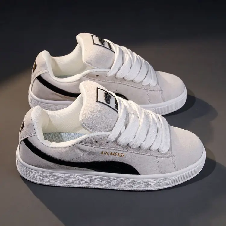 Men Women Retro Low Top Sneakers White Black — feature 7