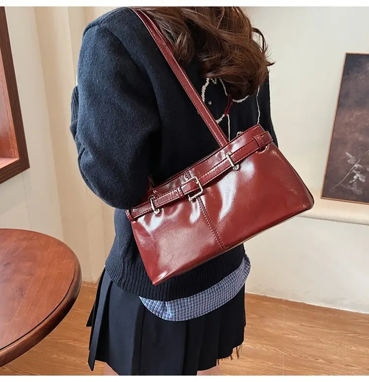 Women's Retro Crossbody Bag Tan New Winter 2026 — feature 12