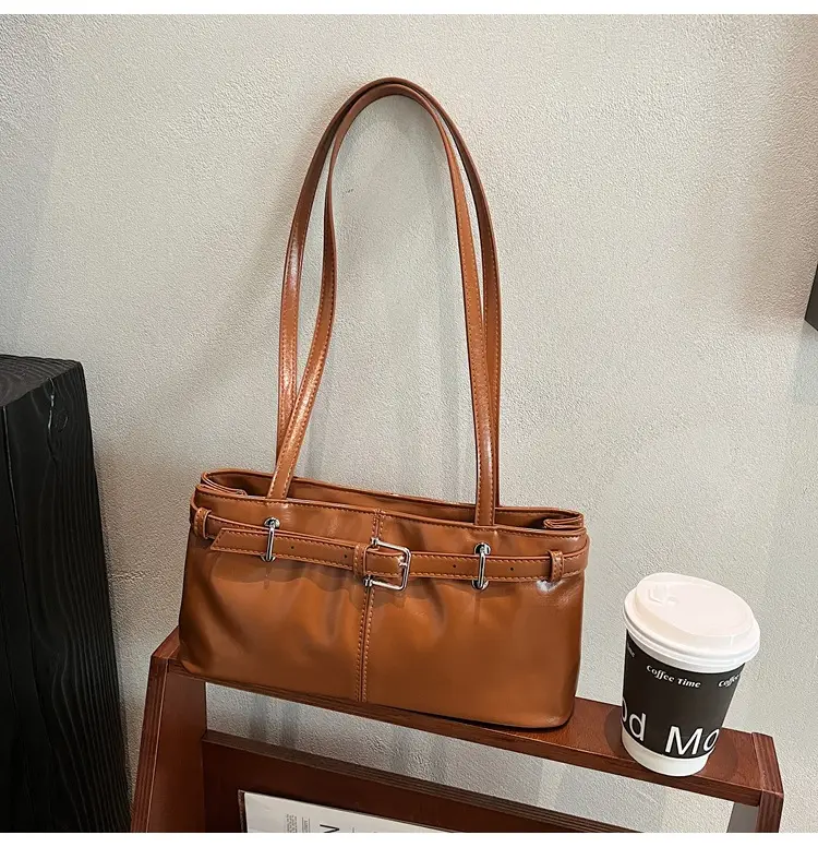 Women's Retro Crossbody Bag Tan New Winter 2026 — feature 40